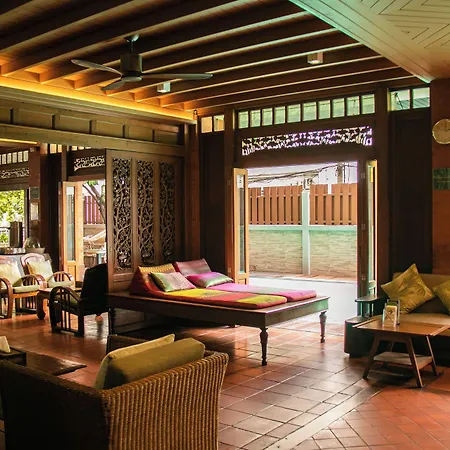 Lamphu Tree House Boutique Hotel