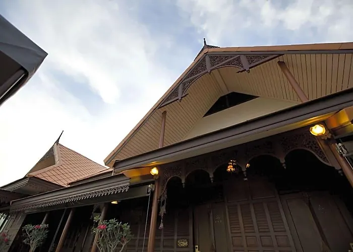 מלון Lamphu Tree House Boutique 4*